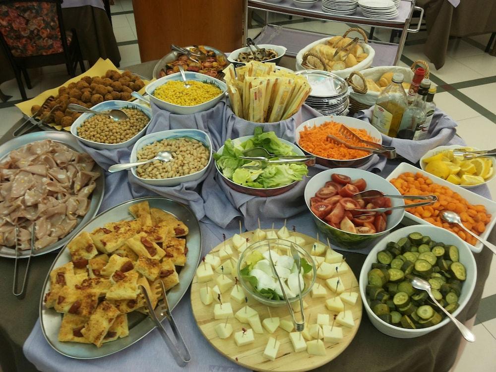 昂基欧丽诺酒店 基安奇安诺泰尔梅 外观 照片